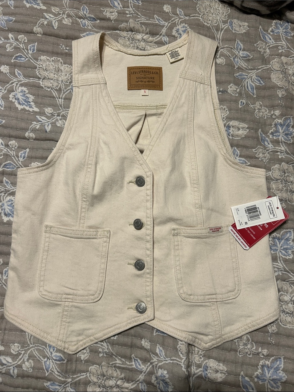 Levi's Cream Canvas Button-Front Utility Vest